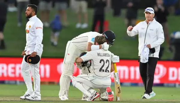 /New-Zealand-won-the-last-ball