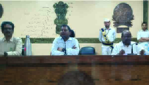 విద్యార్థుల ఆరోగ్యం అందరి బాధ్యత