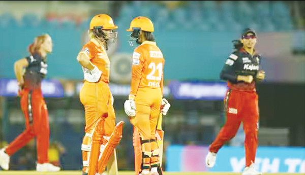 Gujarat-Giants-won-by-11-runs