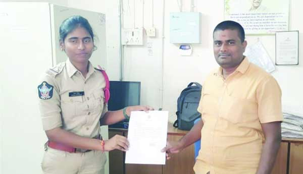 సిసి కెమెరాలు ఏర్పాటు చేసుకోవాలి