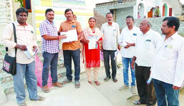 పిడిఎఫ్‌ అభ్యర్థులను గెలిపించాలని ప్రచారం