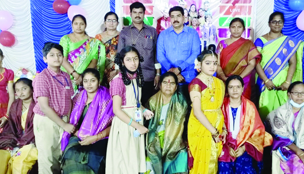 అలరించిన 'ఫ్యామిలీ గ్లోరి'