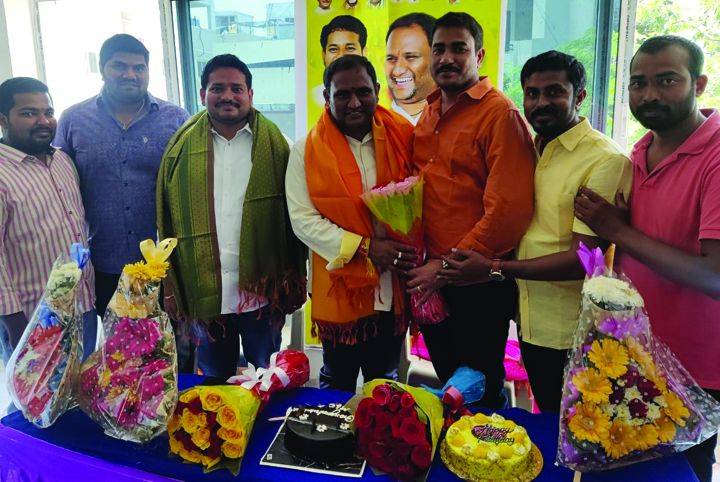 ఎంఎల్‌సి శ్రీకాంత్‌కు సన్మానం
