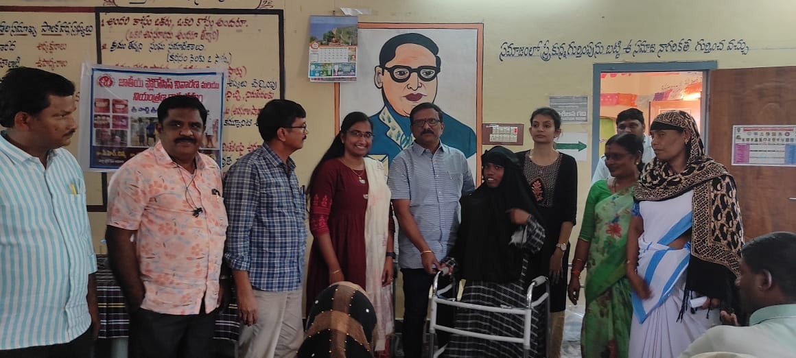 ఆరోగ్యకేంద్రంలో డిఎంహెచ్‌ఒ తనిఖీలు