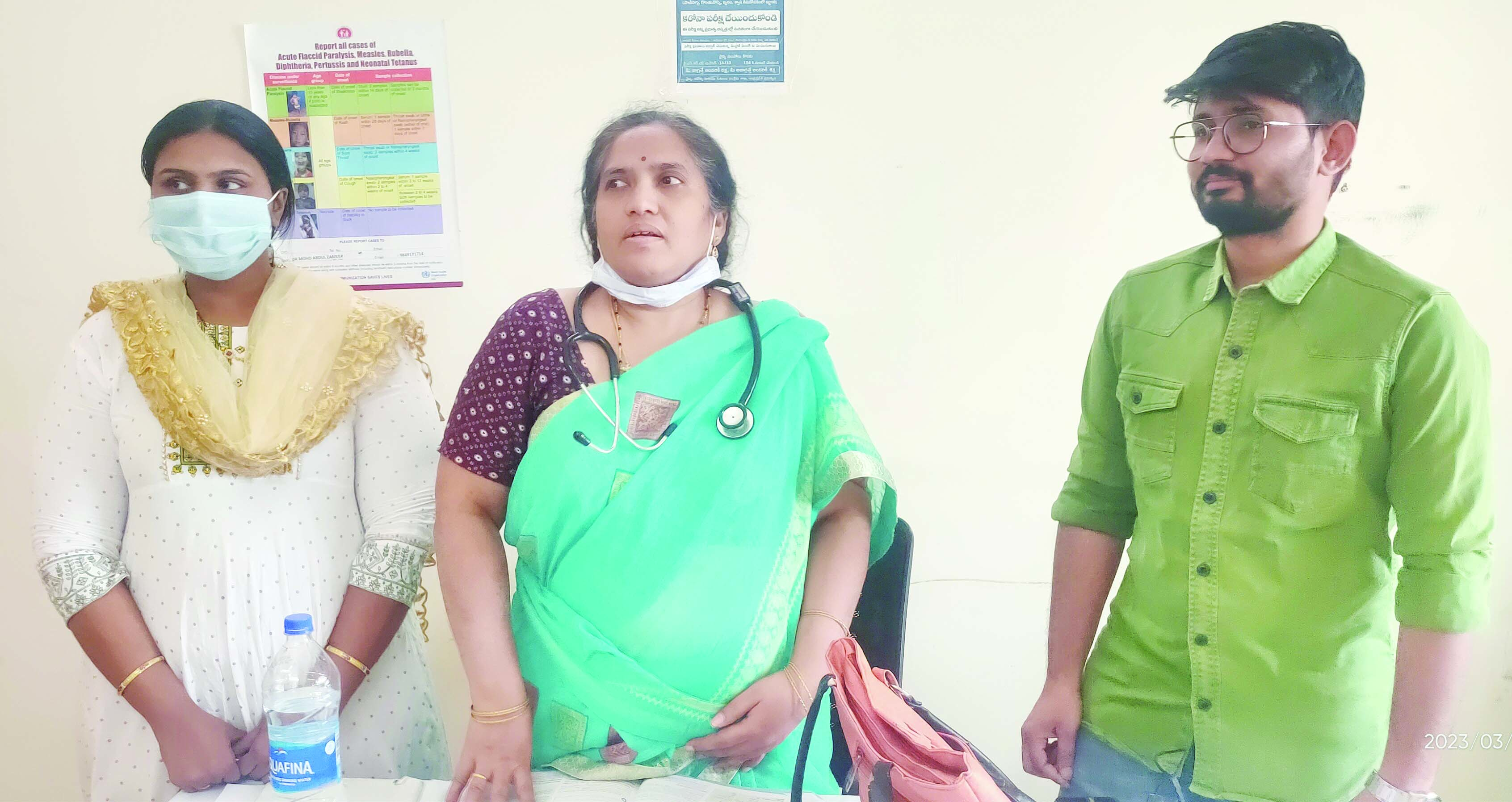 ప్రజలకు అందుబాటులో వైద్యులు