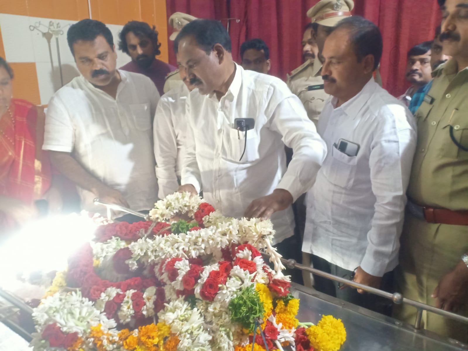 సిఐ మృతికి తాజుద్దీన్‌ సంతాపం