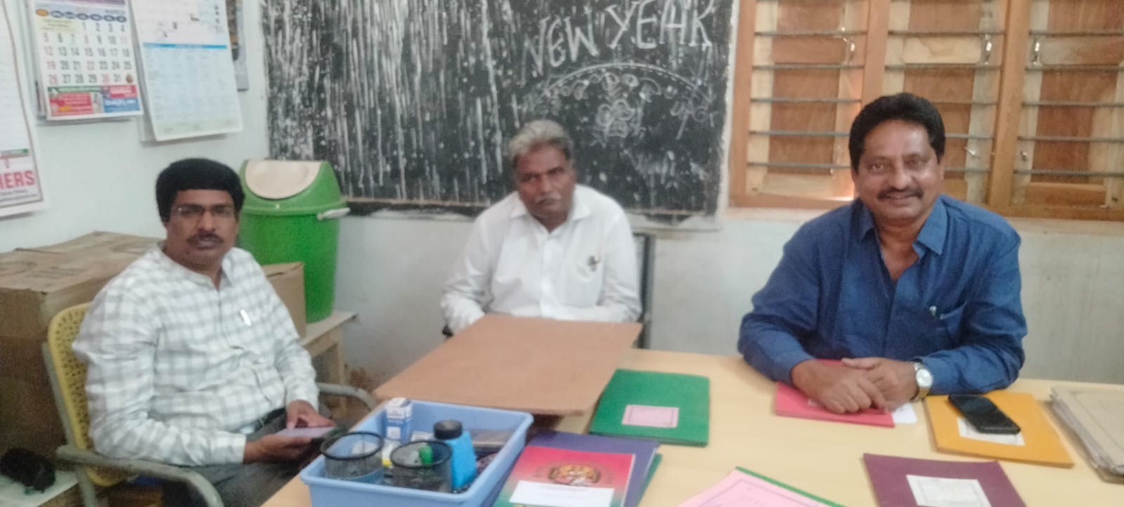 పాఠశాలలో డిప్యూటీ డిఇఒ తనిఖీలు