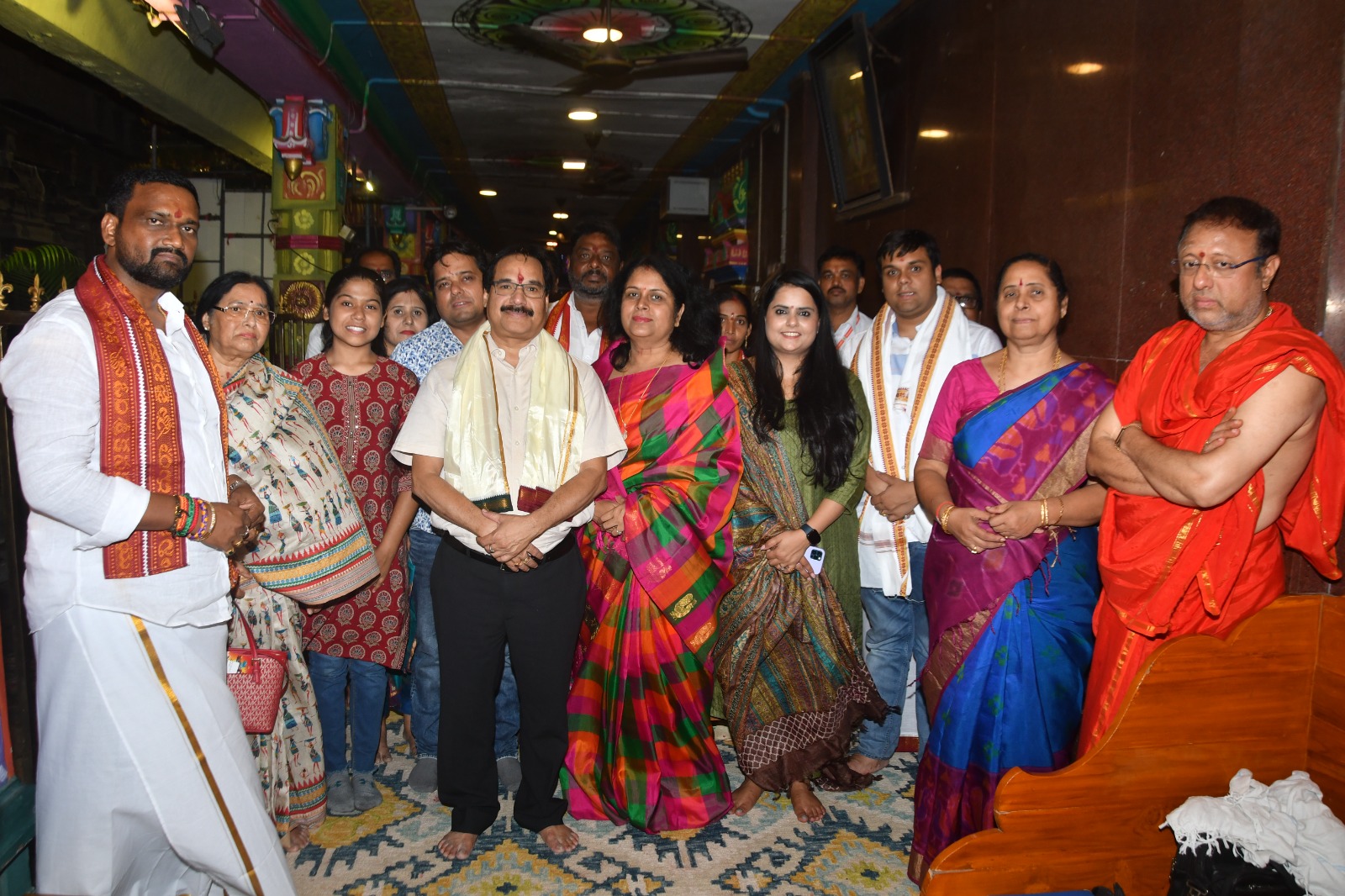 దుర్గమ్మను దర్శించుకున్న ప్రముఖులు