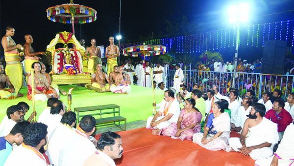 వైభవంగా సింహాద్రి అప్పన్న కల్యాణం