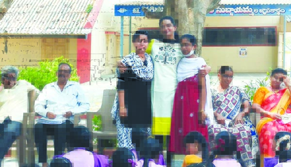 బాలికా విద్యను ప్రోత్సహించటమే లక్ష్యం