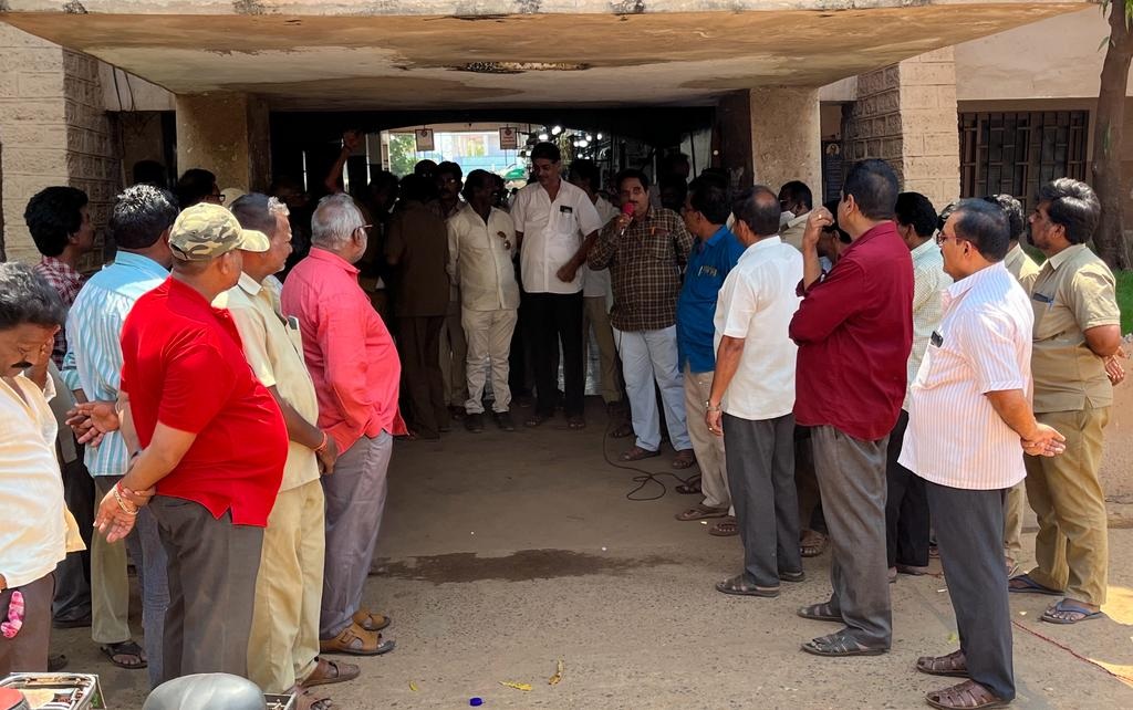 ఆర్‌టిసి డిపో మూసివేత ప్రయత్నం మానుకోవాలి