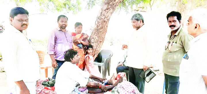 దళిత యువకుడి దాడిపై సమగ్ర విచారణ చేపట్టాలి