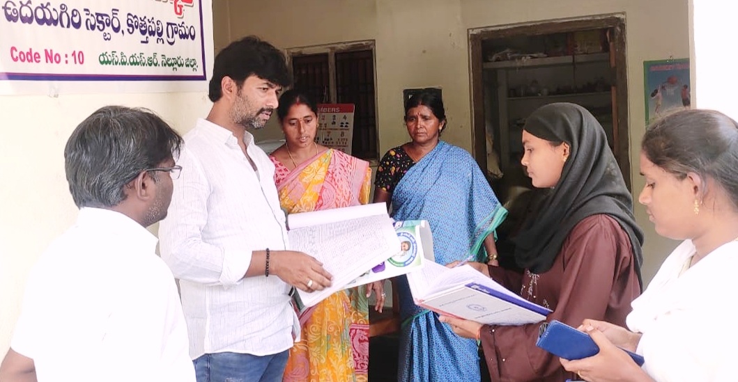 అంగన్‌వాడీ లబ్ధిదారులకు అవగాహన