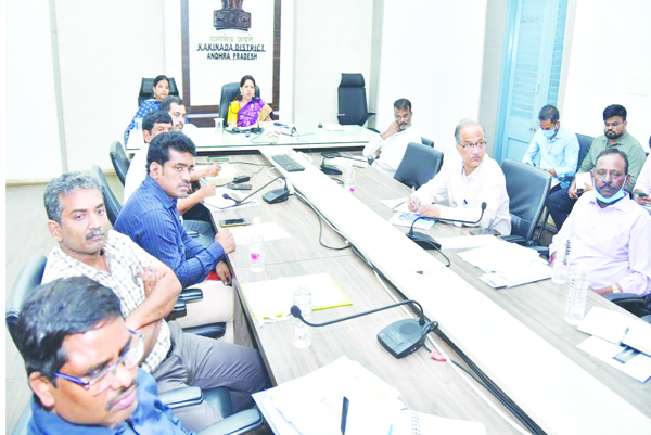 అభివృద్ధి లక్ష్యాల సాధనకు కృషి