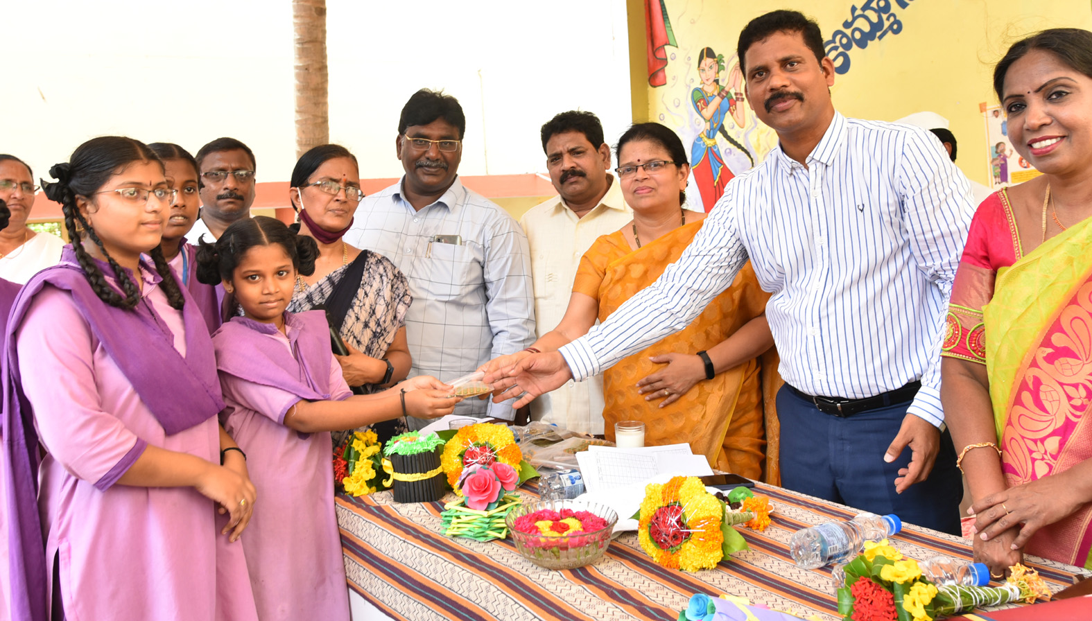 విద్యార్థులకు సంపూర్ణమైన ఆరోగ్యం అవసరం