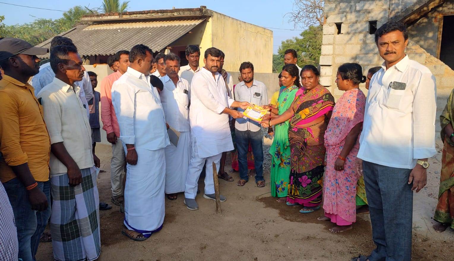 బండపల్లెలో ఇదేం ఖర్మ కార్యక్రమంలో రమేష్‌కుమార్‌రెడ్డి