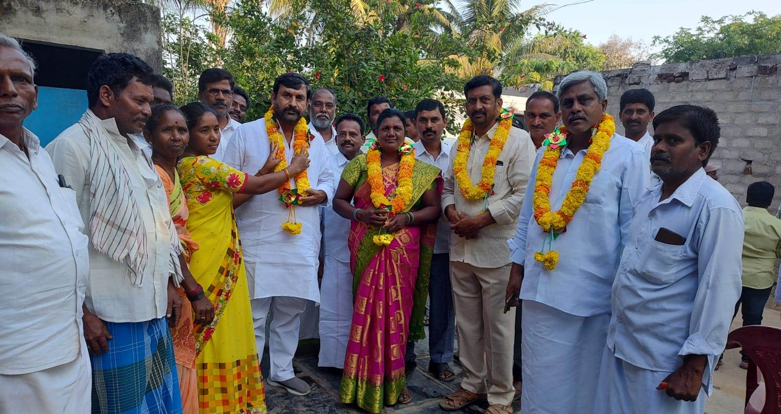 వైసిపి అసమర్థపాలనతో ప్రజలకు ఇబ్బందులు : ఆర్‌ఆర్‌ 