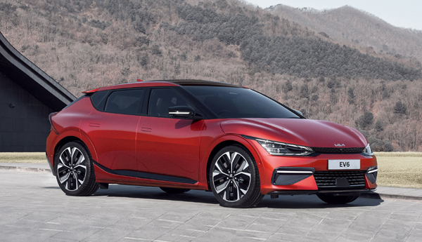 15-to-6-bookings-of-Kia-Evo