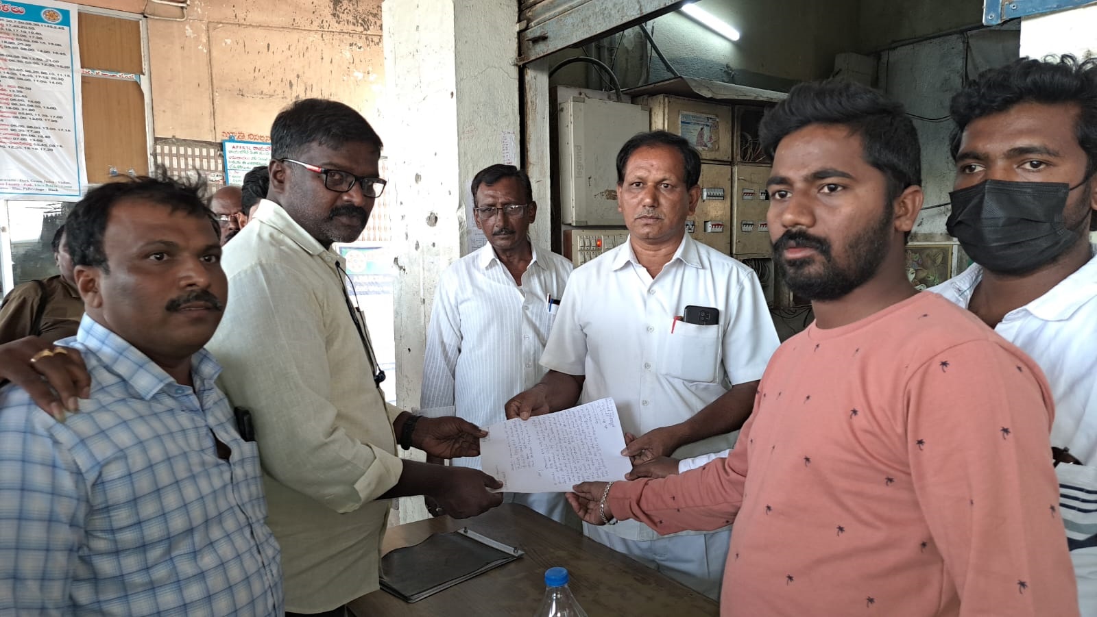 డిపో మేనేజర్‌కు సిపిఎం వినతి