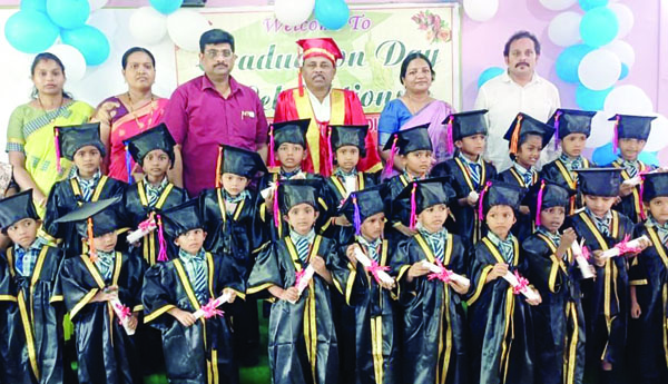 సమాజానికి ఉపయోగపడేలా పిల్లలను పెంచాలి
