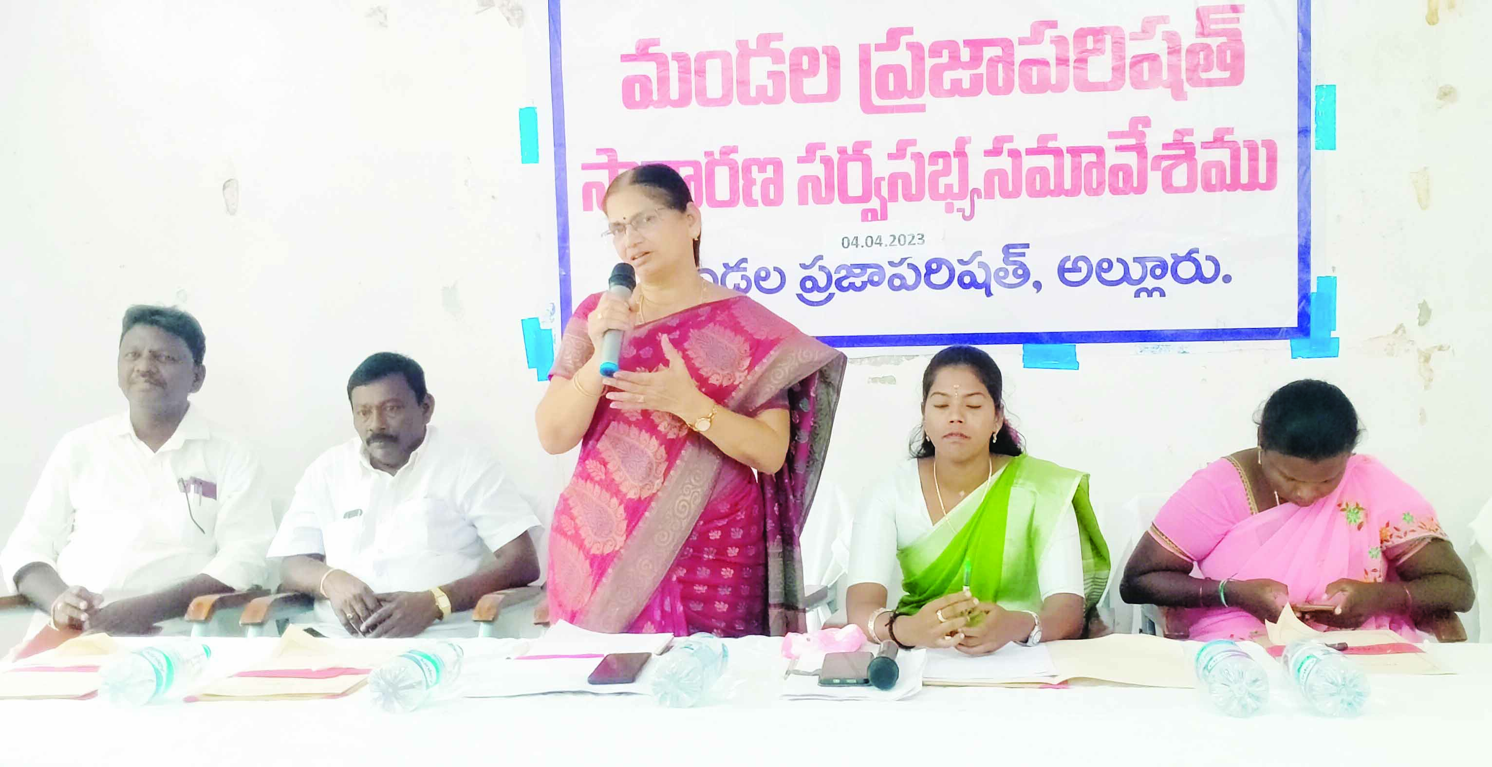 తాగునీటి సమస్యపై దృష్టి పెట్టండి