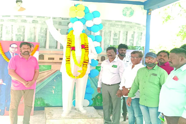 ఉన్నత చదువులకు చేయూతనిస్తా