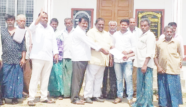 Govt-should-buy-maize-crop-at-support-price-AP-Rythu-Sangam