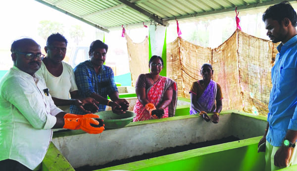 చెత్త నుంచి సంపద తయారీ కేంద్రం పరిశీలన