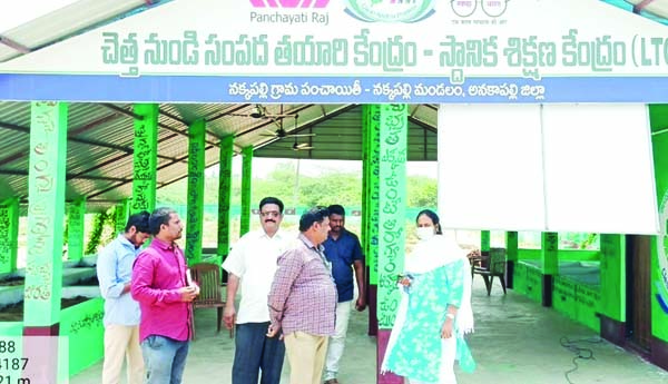 చెత్త రహిత గ్రామాలుగా తీర్చిదిద్దాలి