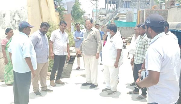 అభివృద్ధి పనులు పరిశీలించిన ఎమ్మెల్యే బలరాం