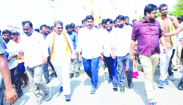 లోకేష్‌ పాదయాత్రలో సజ్జ వెంకటేశ్వర్లు