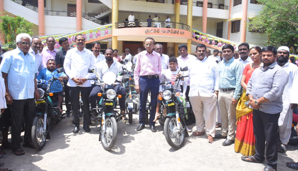 collector-on-special-ability-people