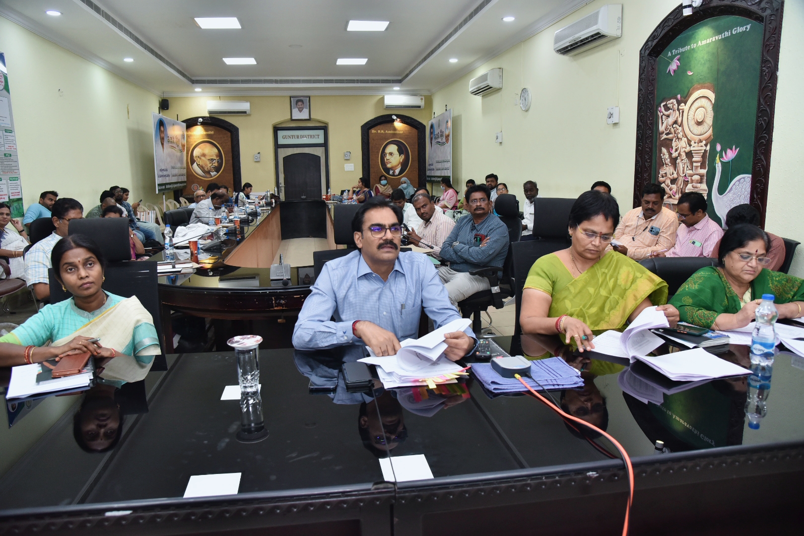 విద్యా, వైద్య ఆరోగ్య శాఖలపై కలెక్టర్‌ సమీక్ష