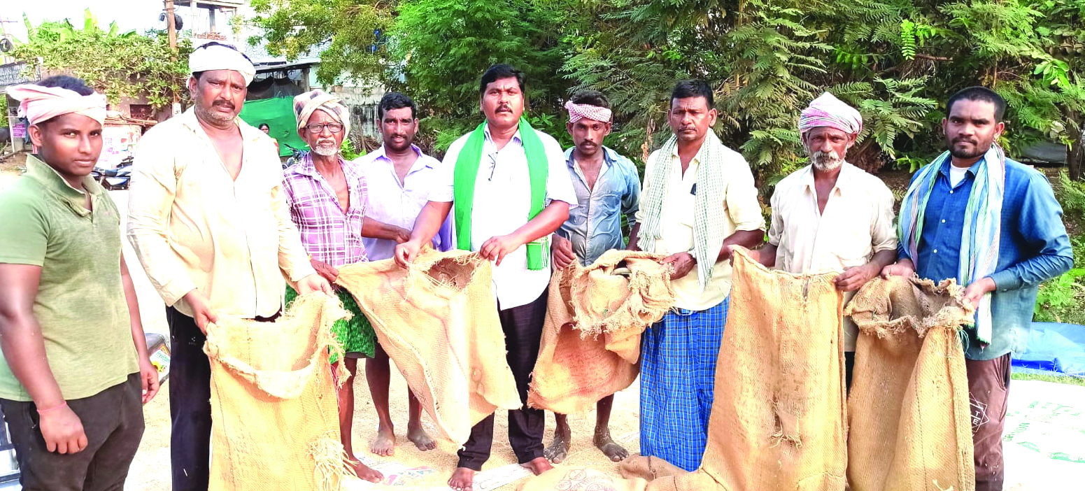 రైతులకు నాణ్యమైన గోనె సంచులివ్వాలి
