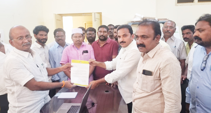 నకిలీ ఓట్లు తొలగించాలి