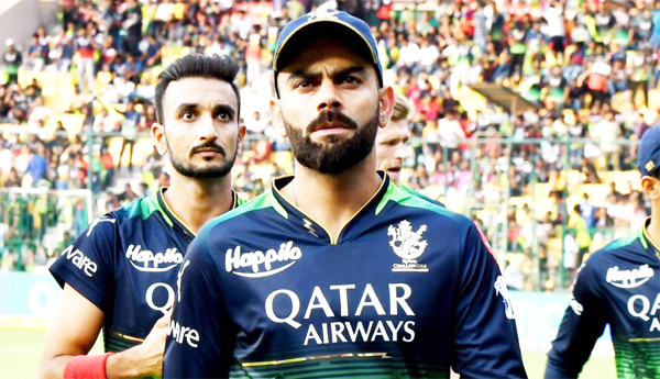 Big-shock-for-RCB-captain-Virat-Kohli-Rs-25-lakh-fine