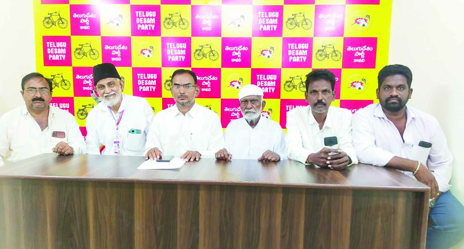 టిడిపిపై విమర్శలు మానుకోండి