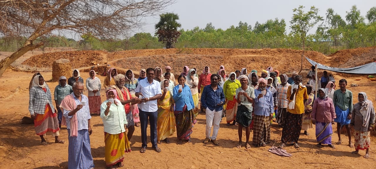 'ఉపాధి' పనులు పరిశీలన