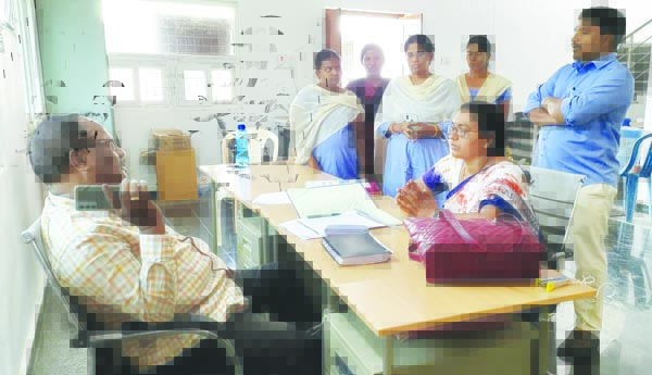 ప్రభుత్వ కార్యాలయాలను పరిశీలించిన ఎంపీడీవో