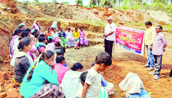  'ఉపాధి హామీ'ని నిర్వీర్యం చేస్తున్న కేంద్రం