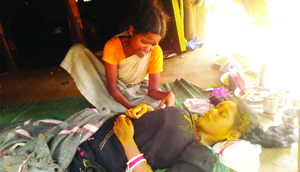 అనారోగ్యంతో గిరిజన విద్యార్థి మృతి