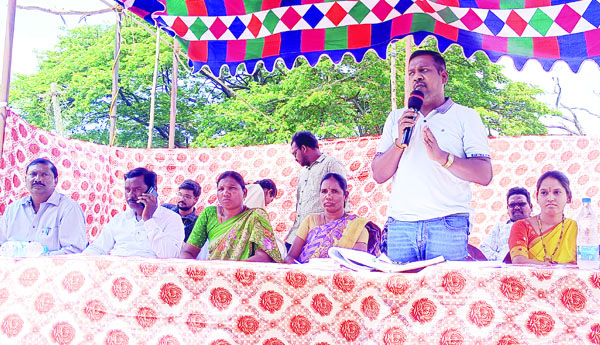 నిర్వాసితులకు అన్యాయం జరగనివ్వం