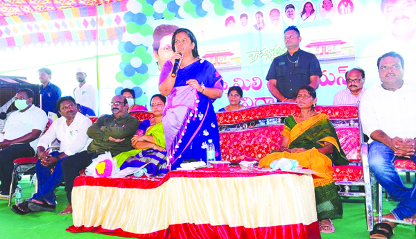 ఫ్యామిలీ డాక్టర్‌.. ప్రజలకు వరం: కలెక్టర్‌