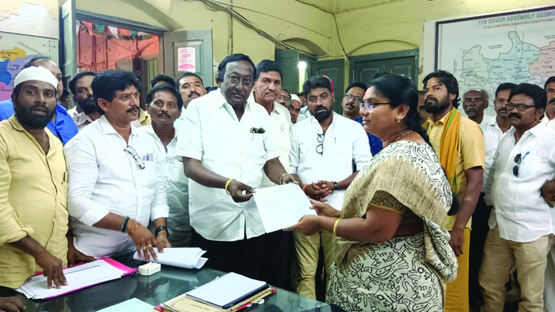 మట్టి మాఫియా నుంచి గ్రామాన్ని కాపాడండి