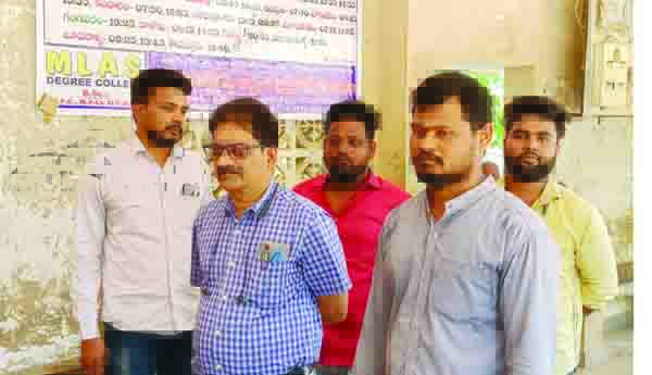 ఆర్‌టిసి కాంప్లెక్స్‌లో సౌకర్యాలపై ఆరా
