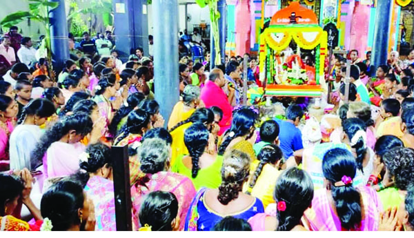 ఆలయాల్లో కల్యాణోత్సవాలు