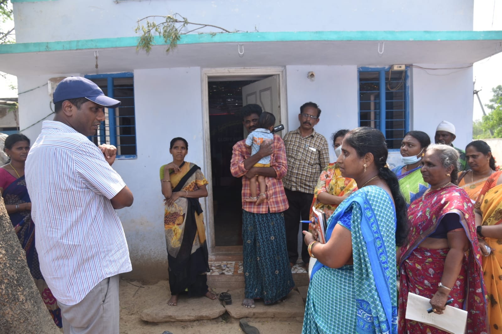 ప్రాజెక్టుల నిర్వహణ పట్టిష్టంగా ఉండాలి