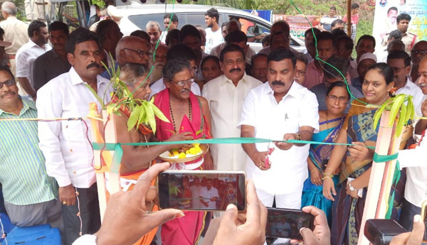 statues-launch-in-battiprolu