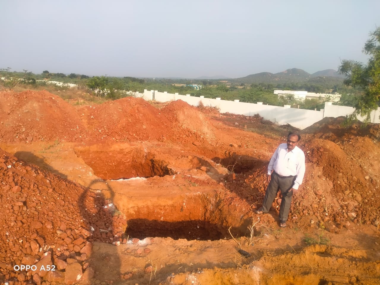 నాడు-నేడు పనులు పూర్తి చేయాలి