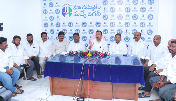 ycp-leader-comments-on-chandrababu